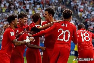 欧洲杯资格危‼️波兰0-2客负阿尔巴尼亚，莱万赛后：向球迷道歉